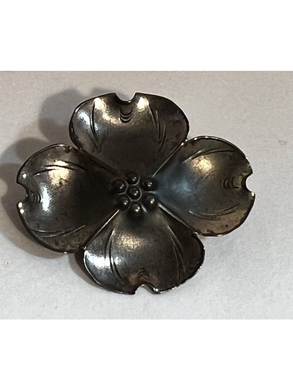 Vintage Stuart Nye Sterling Silver 925 Petite Dogwood Flower BROOCH 2.8 Grams